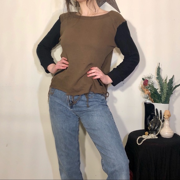 4/$10 | quarter sleeve distressed sweater - Picture 4 of 5